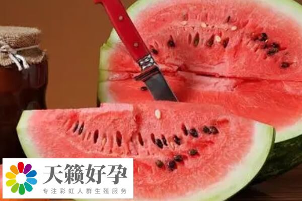 西瓜含有多種維生素和礦物質(zhì)